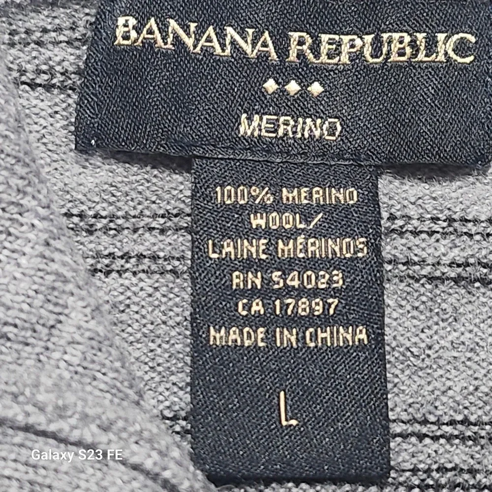 Banana Republic Men's Merino Wool Striped Mock‎ Neck Button Sweater Size L